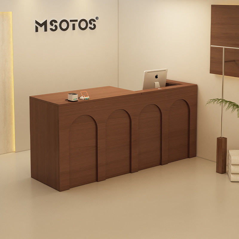 Franse retro kledingwinkel Kas - Office Furniture Store recensie en prijs